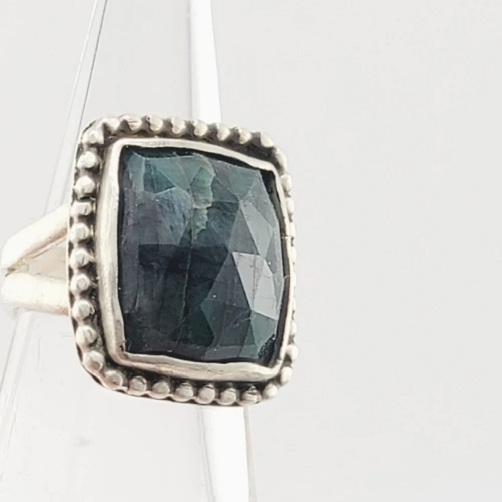 EMERALD SQUARE RING HANDMADE IN STERLING SILVER METAL SIZE 7.5